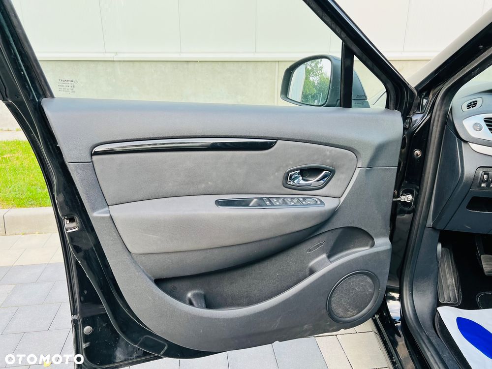 Renault Scenic 1.6 16V 110 Paris - 21
