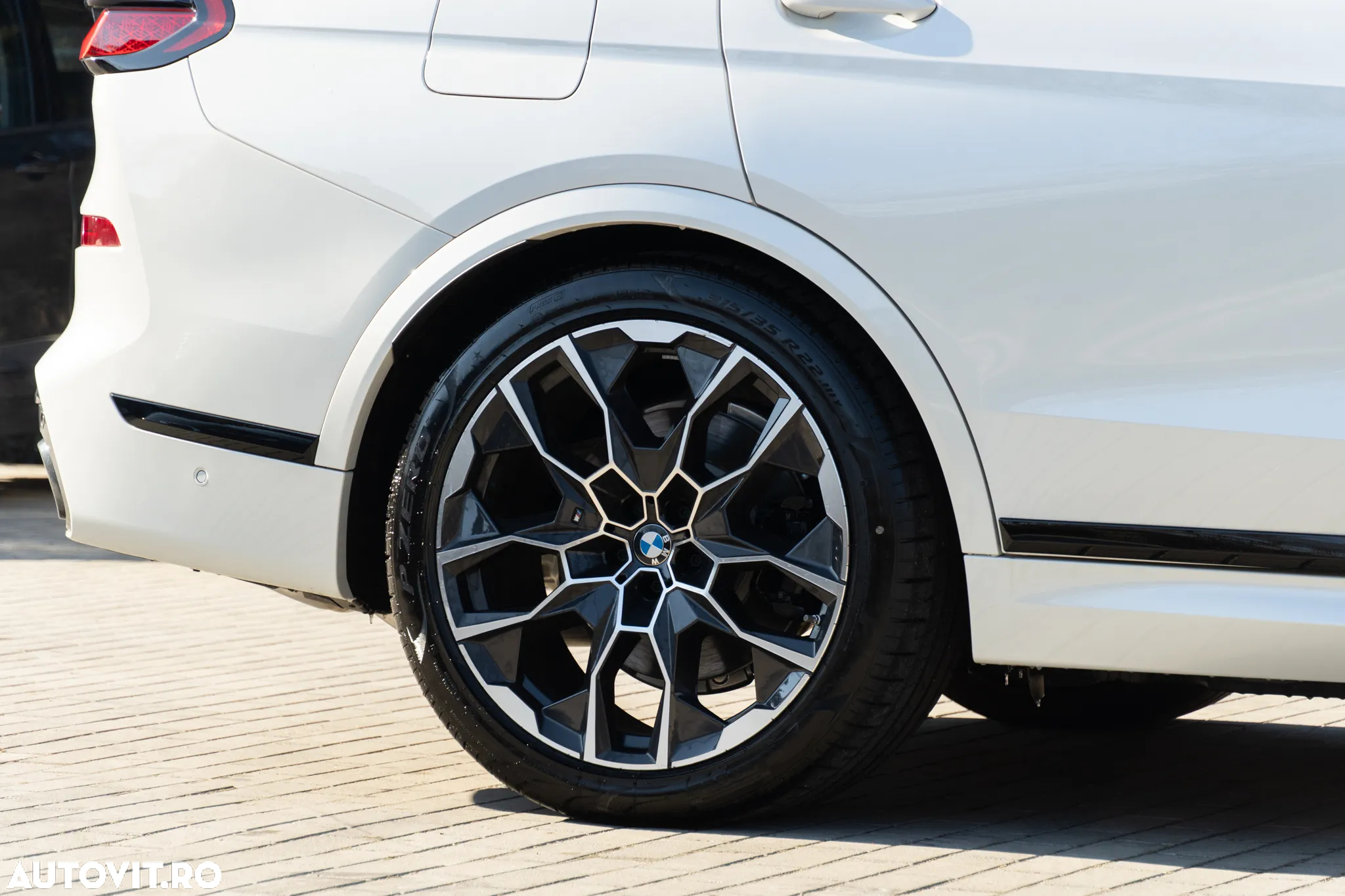 BMW X7 xDrive40i AT MHEV - 34