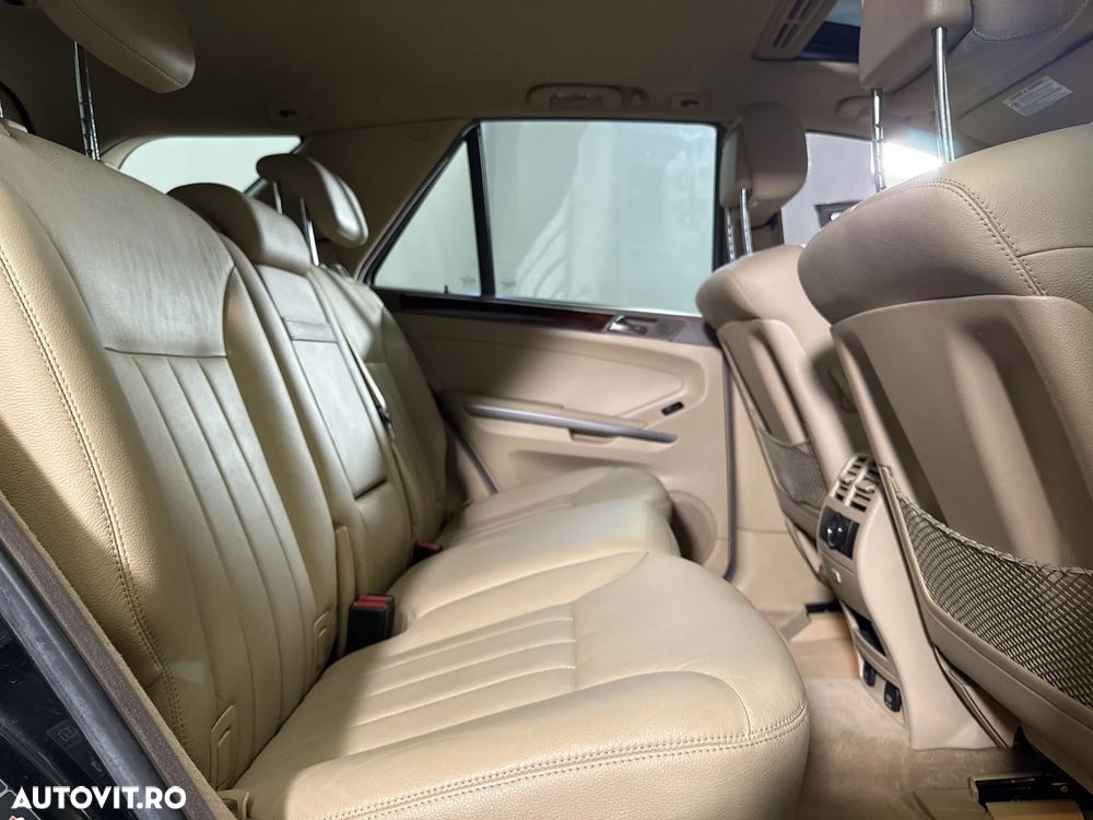 Mercedes-Benz ML 320 CDI Aut - 12