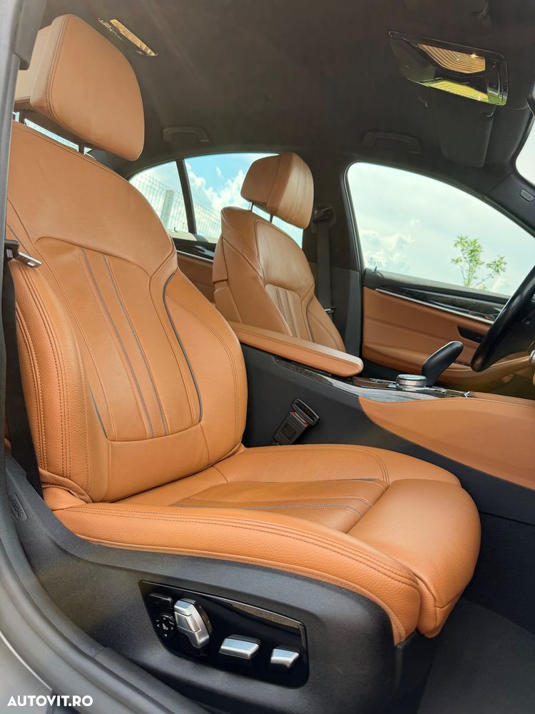 BMW Seria 5 530i Aut. Luxury Line - 22