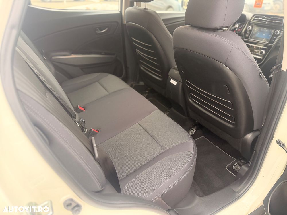 SsangYong Tivoli - 14