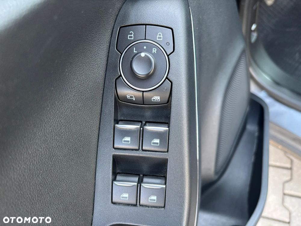 Ford Puma 1.0 EcoBoost mHEV Titanium - 27