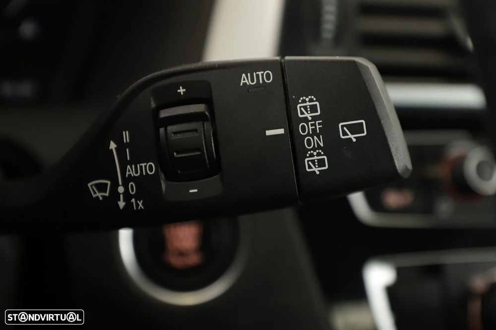 BMW 116 d Advantage Auto - 17