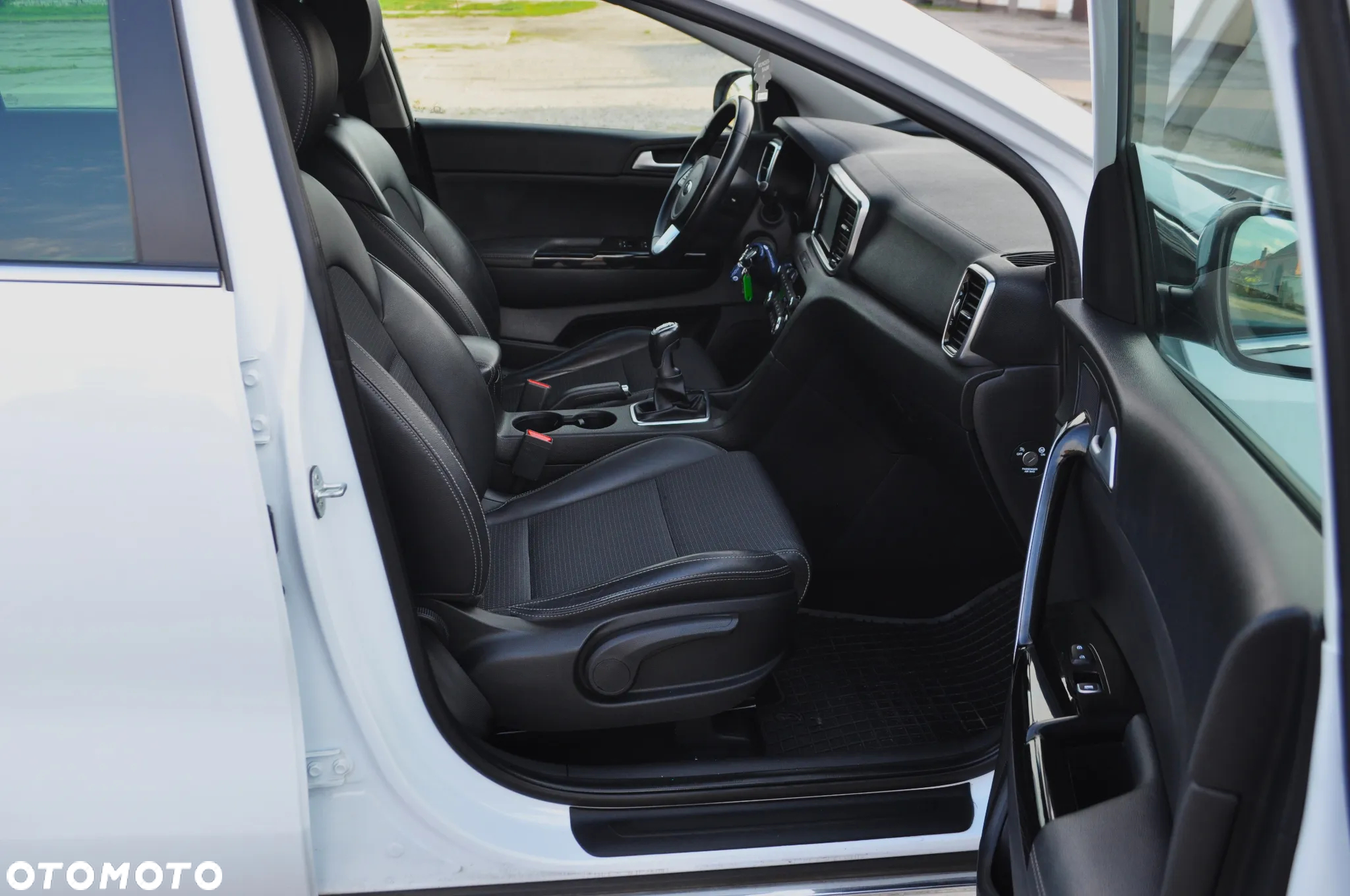 Kia Sportage 1.6 CRDI AWD VISION - 29