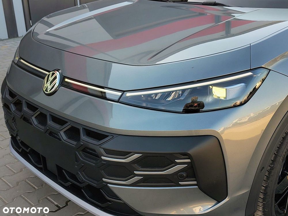 Volkswagen T-Roc - 4