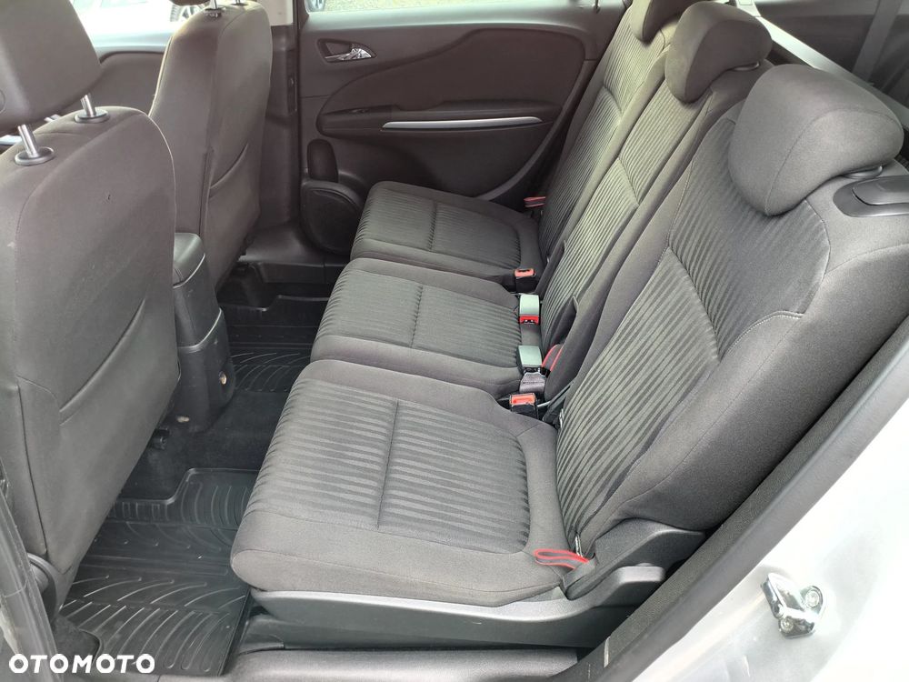 Opel Zafira Tourer 1.4 Turbo Edition - 18