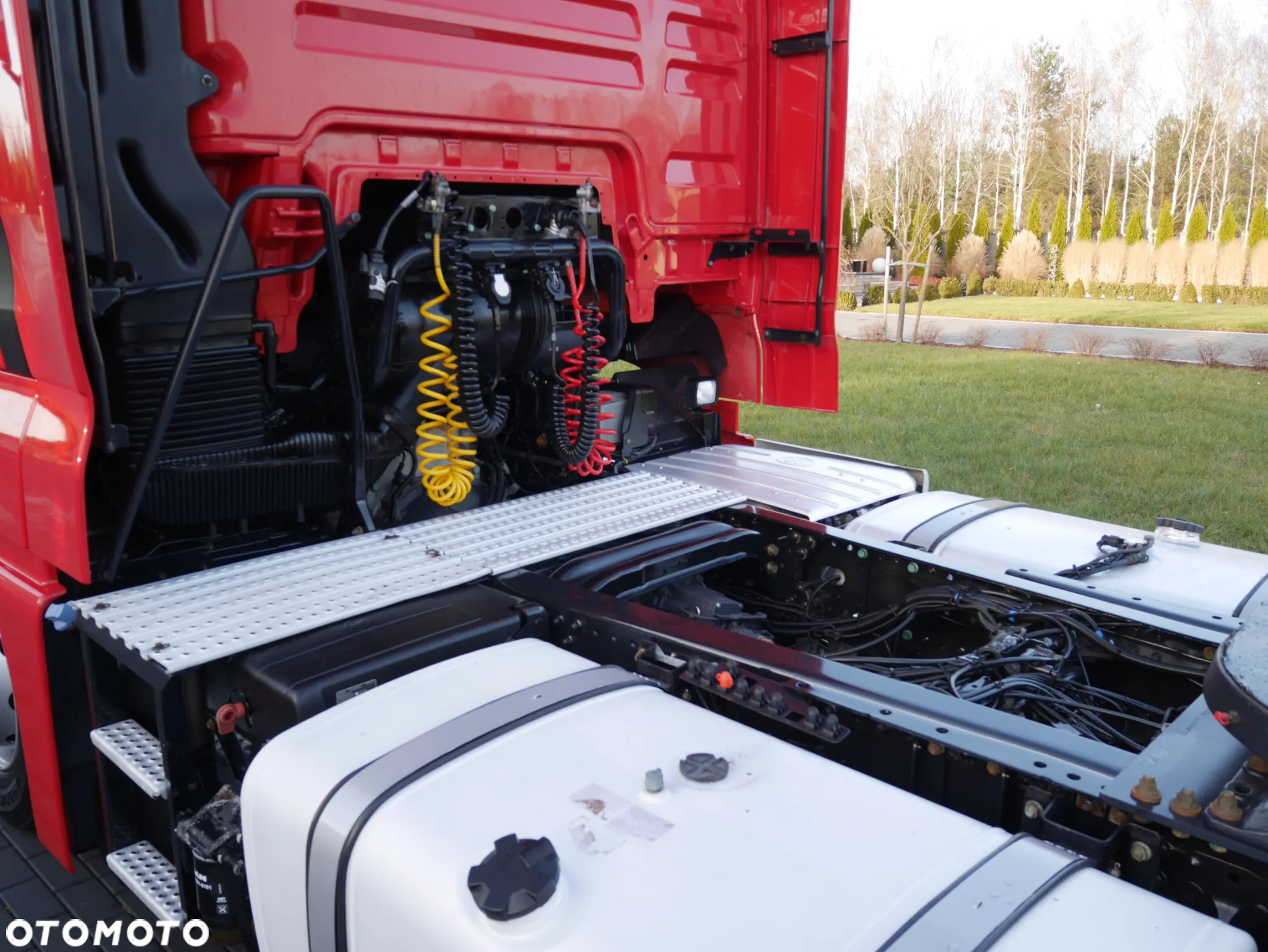 MAN TGX 18.460 XLX Efficient Line Low Deck Mega - 12