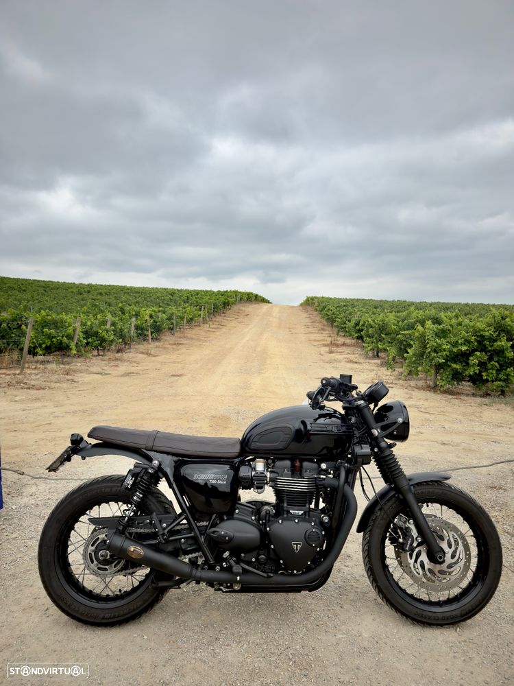 Triumph Bonneville T120 Black - 5