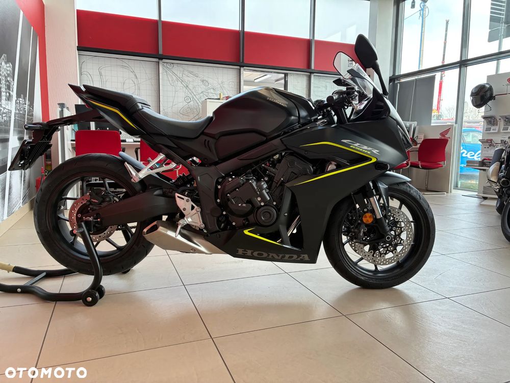 Honda CBR - 5