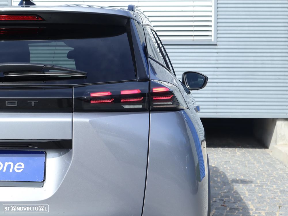 Peugeot e-2008 50 kWh Allure - 16
