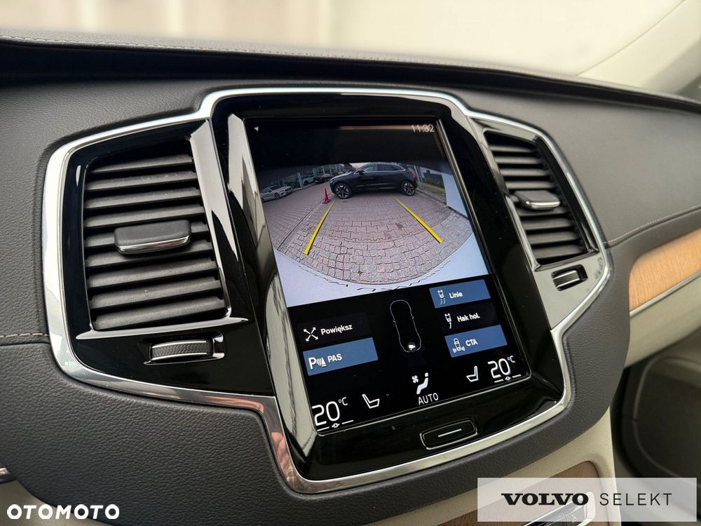 Volvo XC 90 - 21