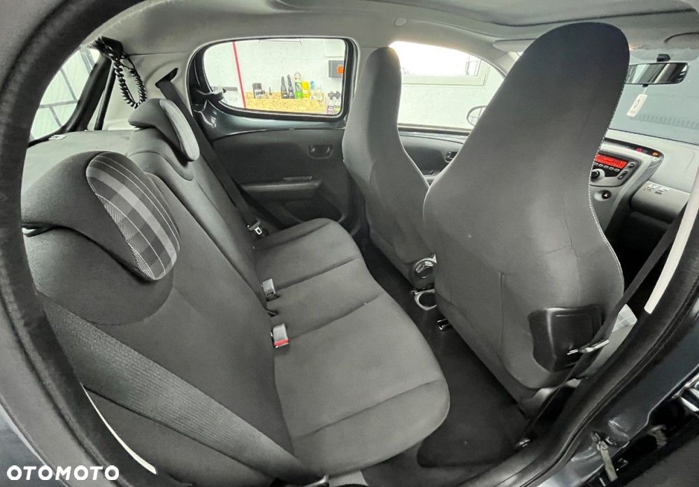 Peugeot 108 - 23