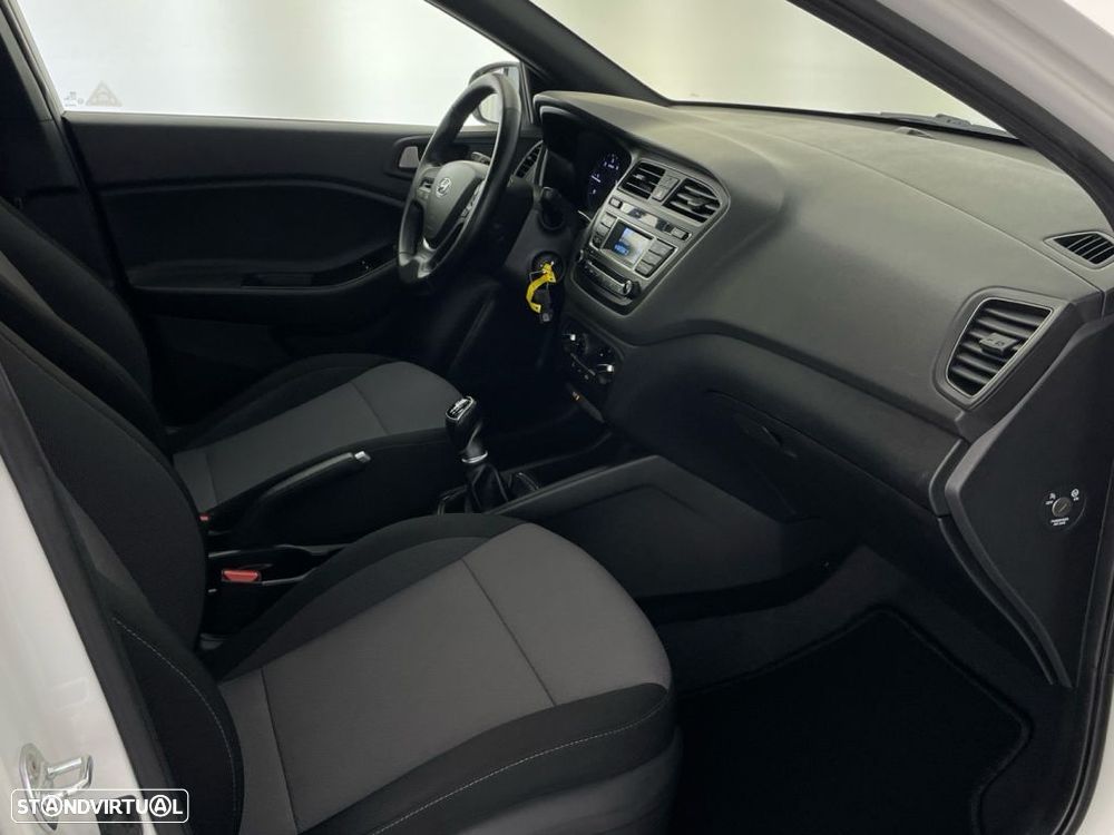 Hyundai i20 1.1 CRDi Access - 22