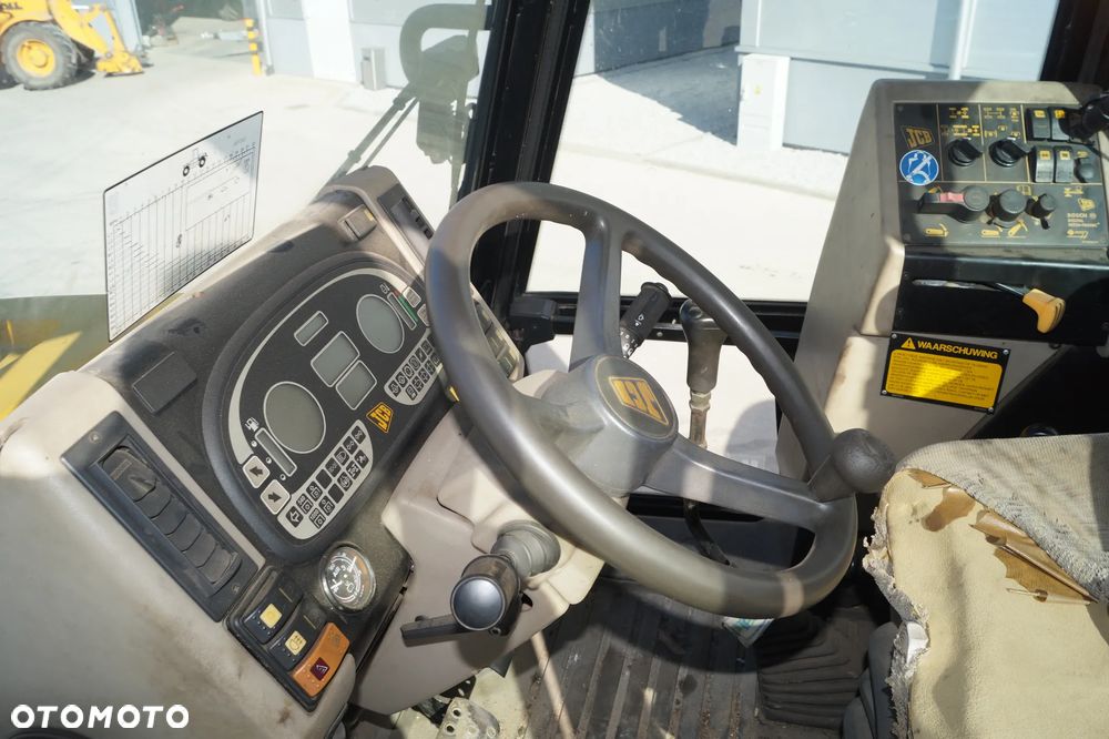 JCB Ciągnik Rolniczy Fastrac 2125 - 11