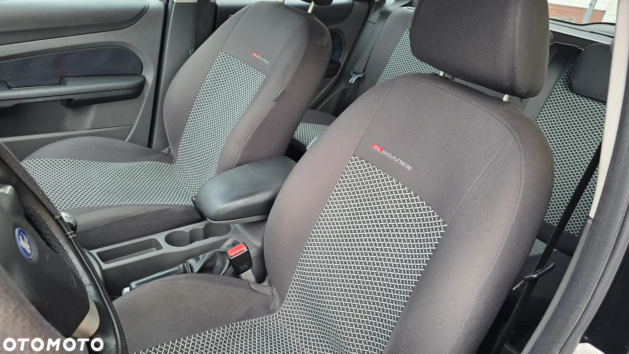 Ford Focus 1.6 Comfort - 7