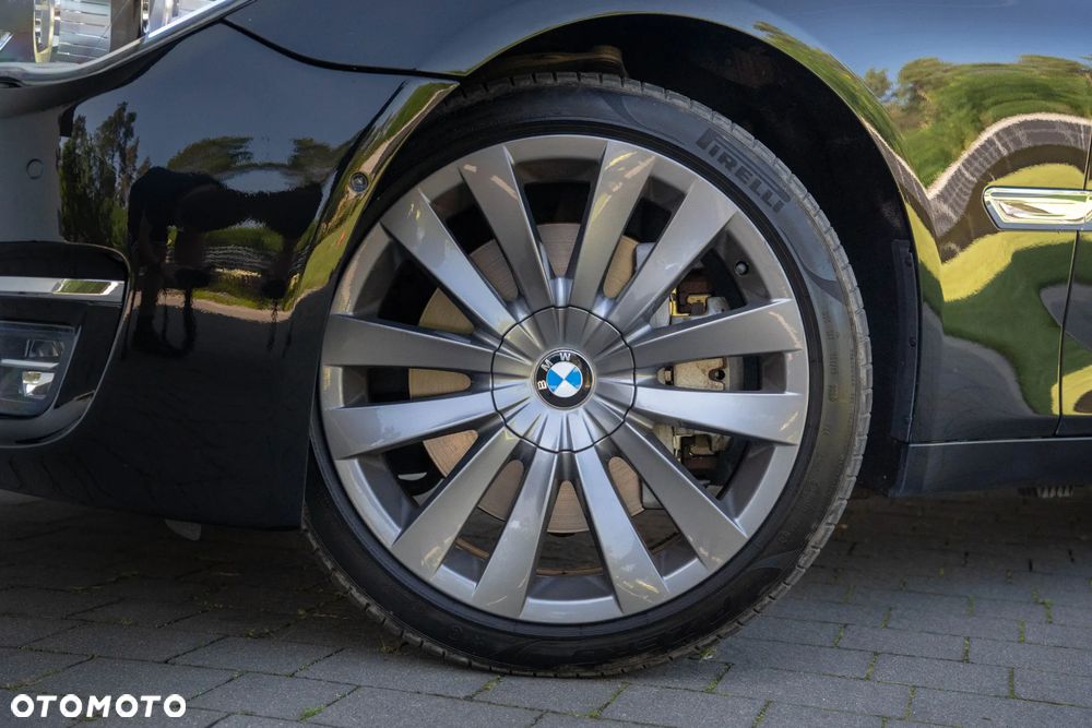 BMW Seria 7 750Ld xDrive - 36