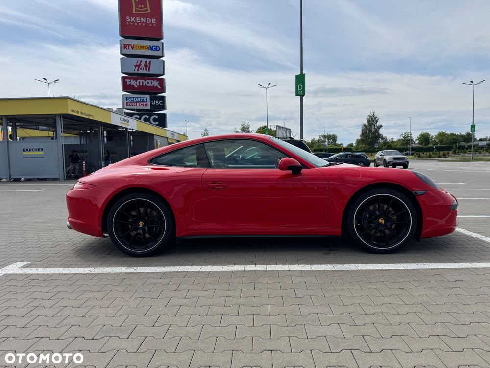 Porsche 911 Carrera 4 PDK - 5