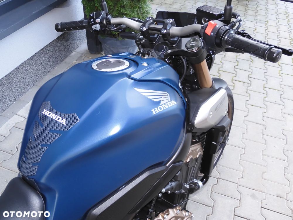 Honda CB - 7