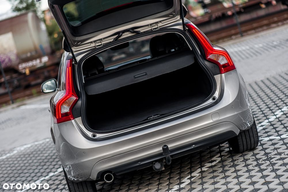 Volvo V60 - 37