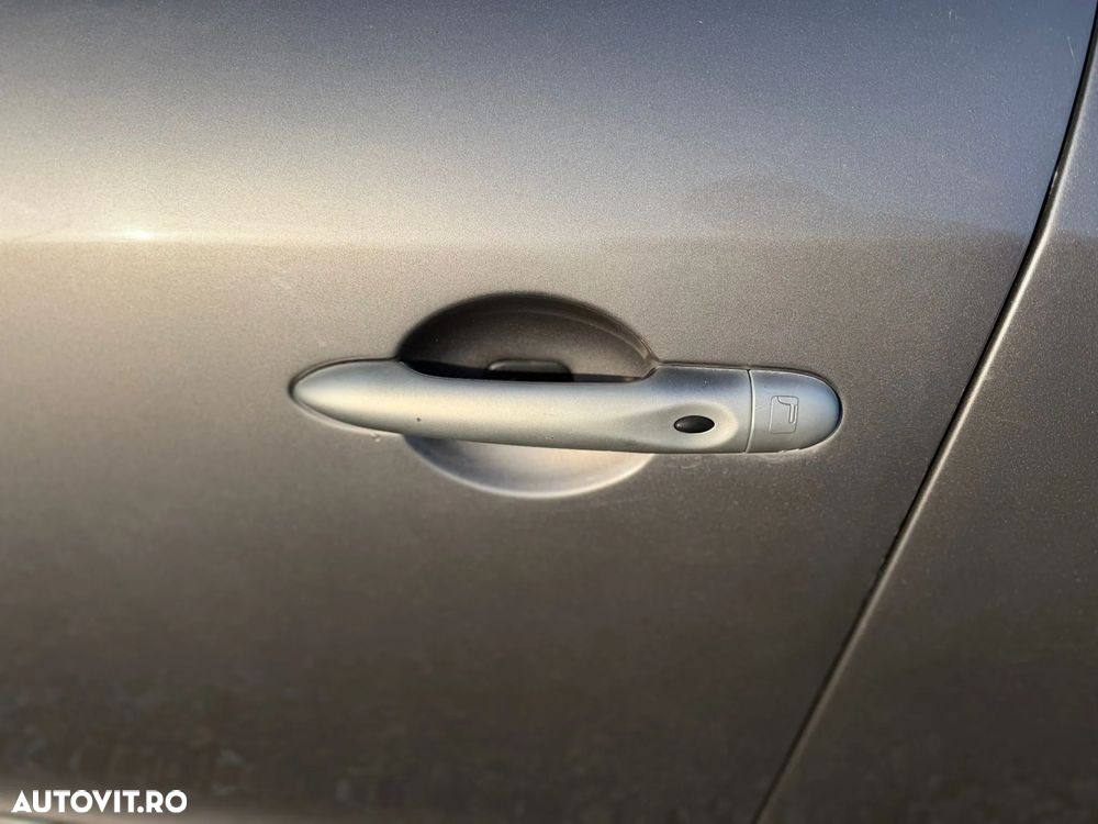 Renault Megane Grandtour ENERGY dCi 110 Start & Stopp Bose Edition - 9