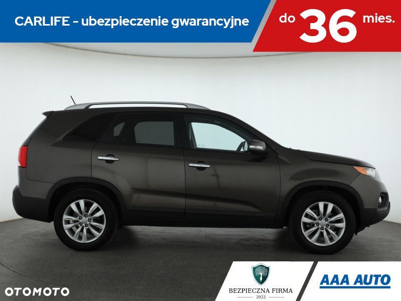 Kia Sorento - 8