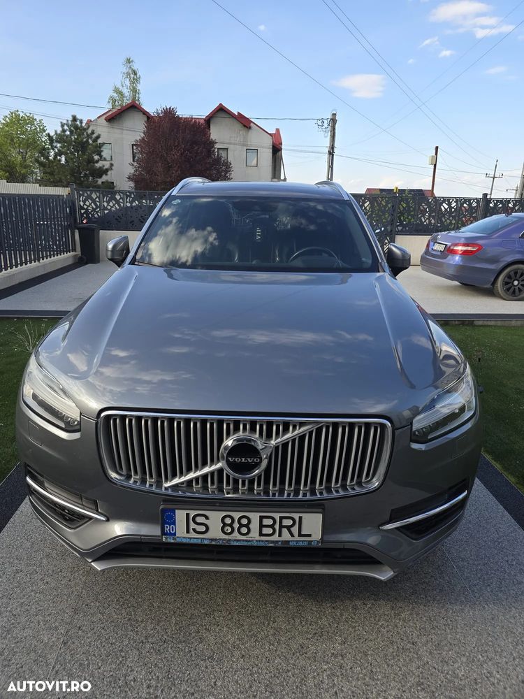 Volvo XC 90 D5 AWD Geartronic Inscription - 4