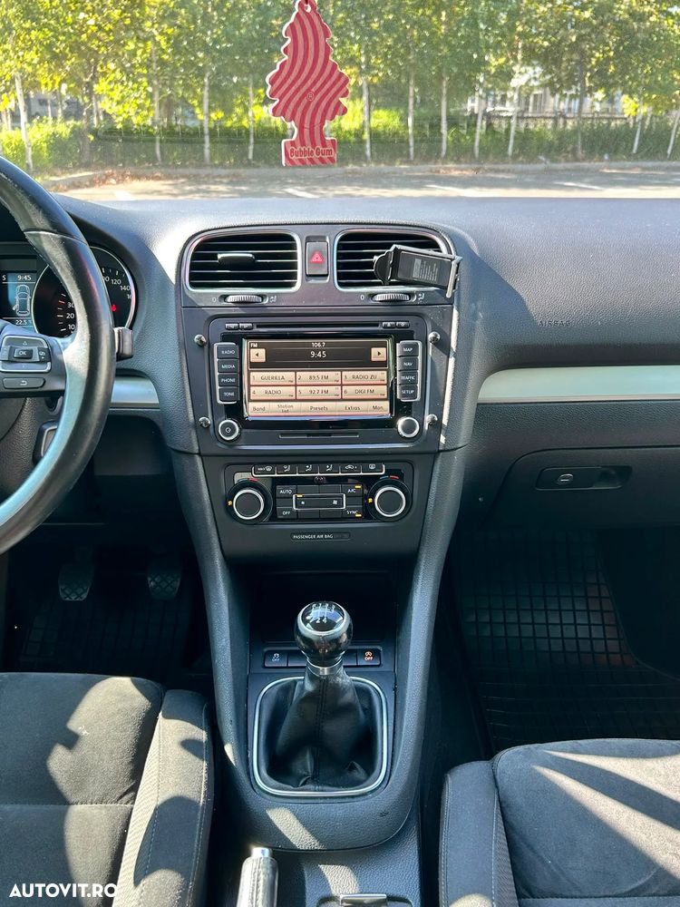 Volkswagen Golf 1.6 TDI DPF BlueMotion Technology Style - 11