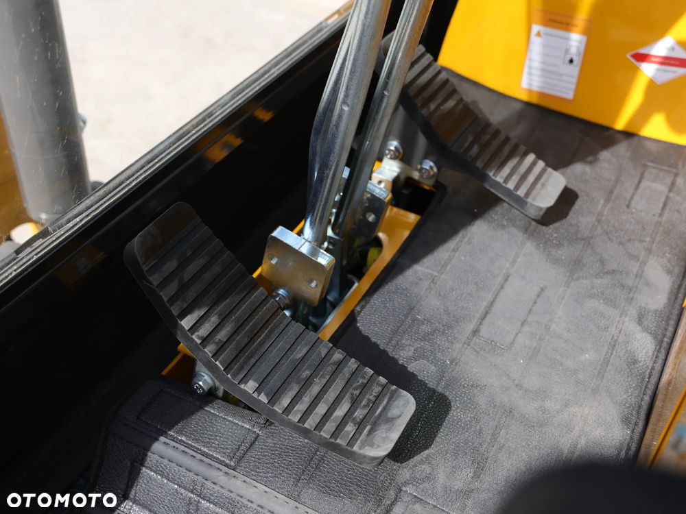 Inny Minikoparka Sylcar SC16SK - 15