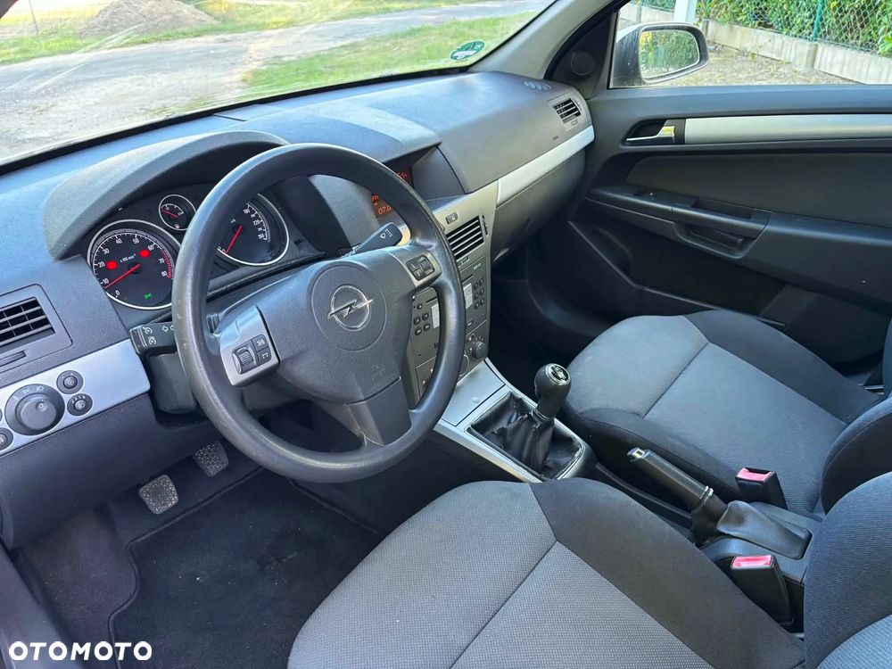 Opel Astra 1.6 Catch me now - 25