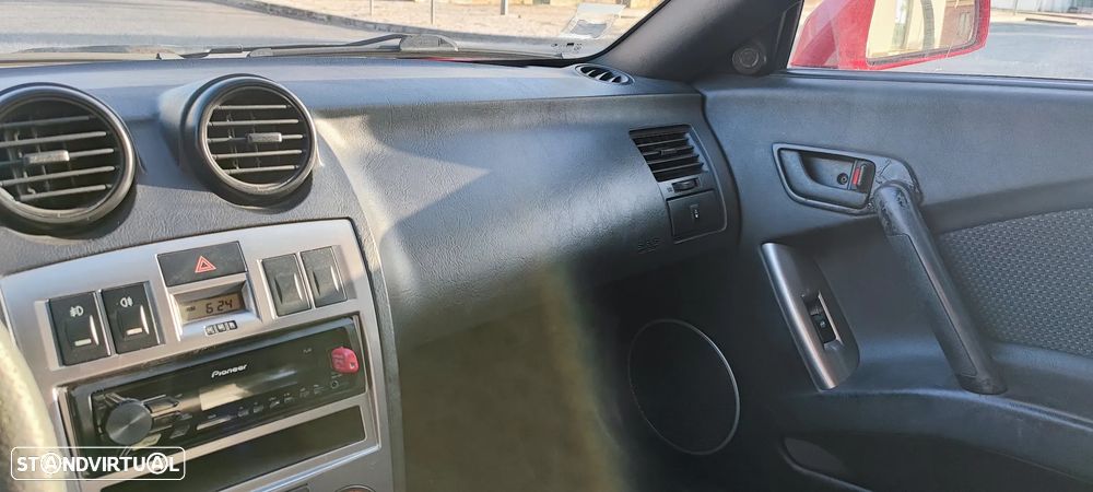 Hyundai Coupe 1.6 16V FX - 8