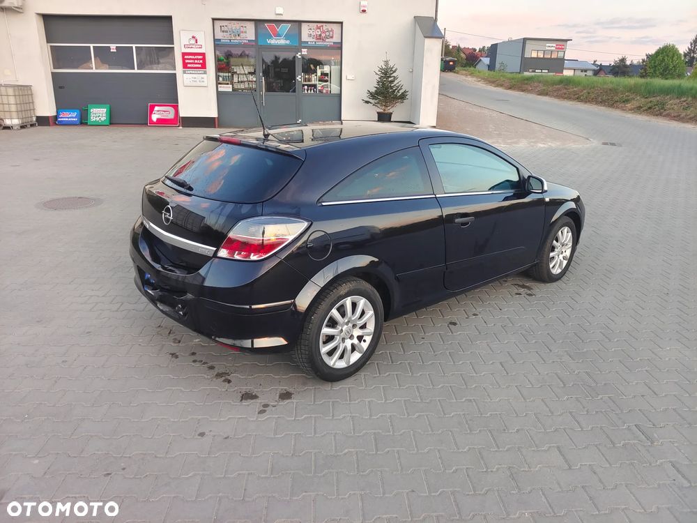 Opel Astra GTC 1.6 Edition - 17