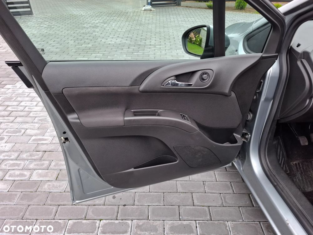 Opel Meriva 1.4 Active - 12