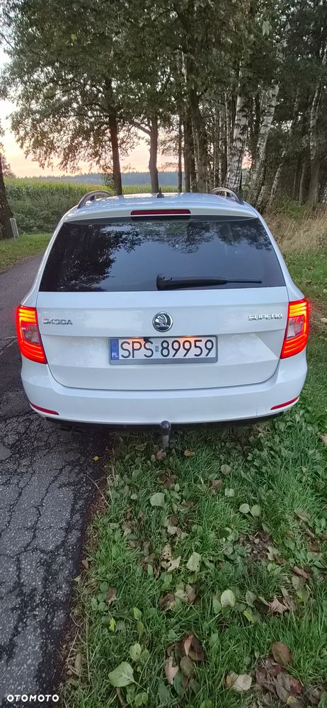 Skoda Superb 2.0 TDI Ambition - 4