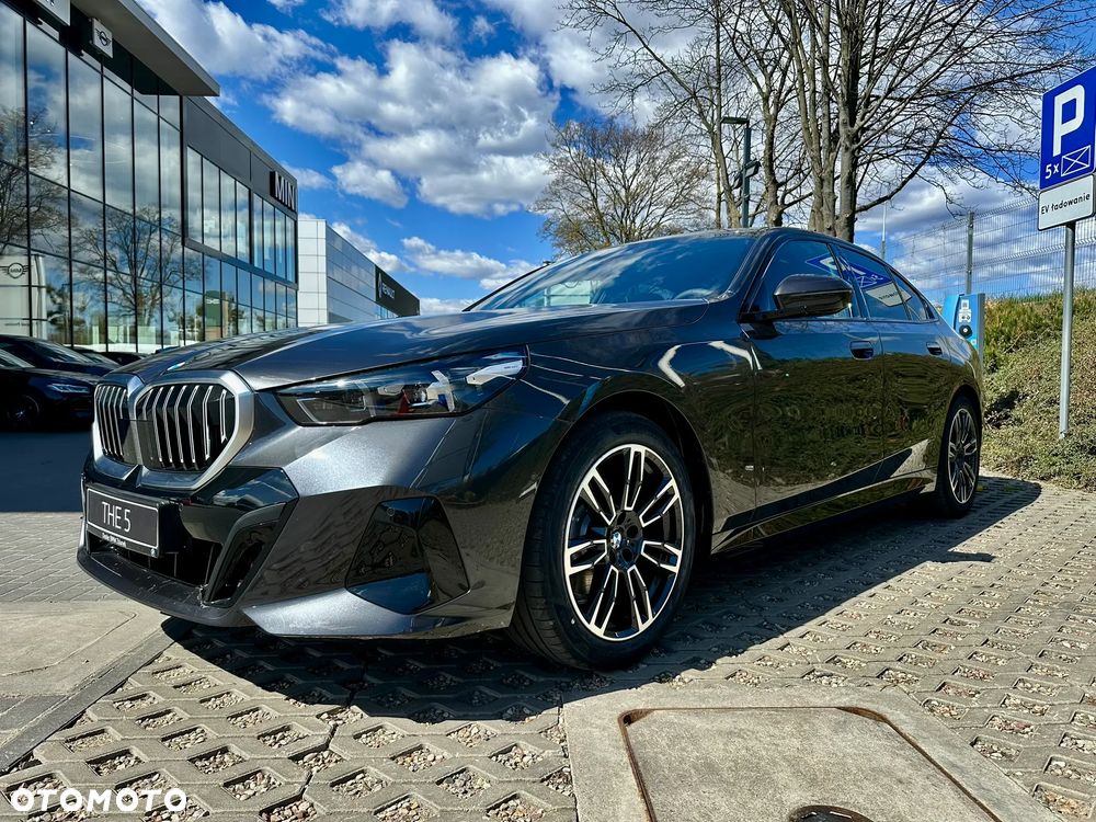 BMW Seria 5 520d xDrive mHEV - 2