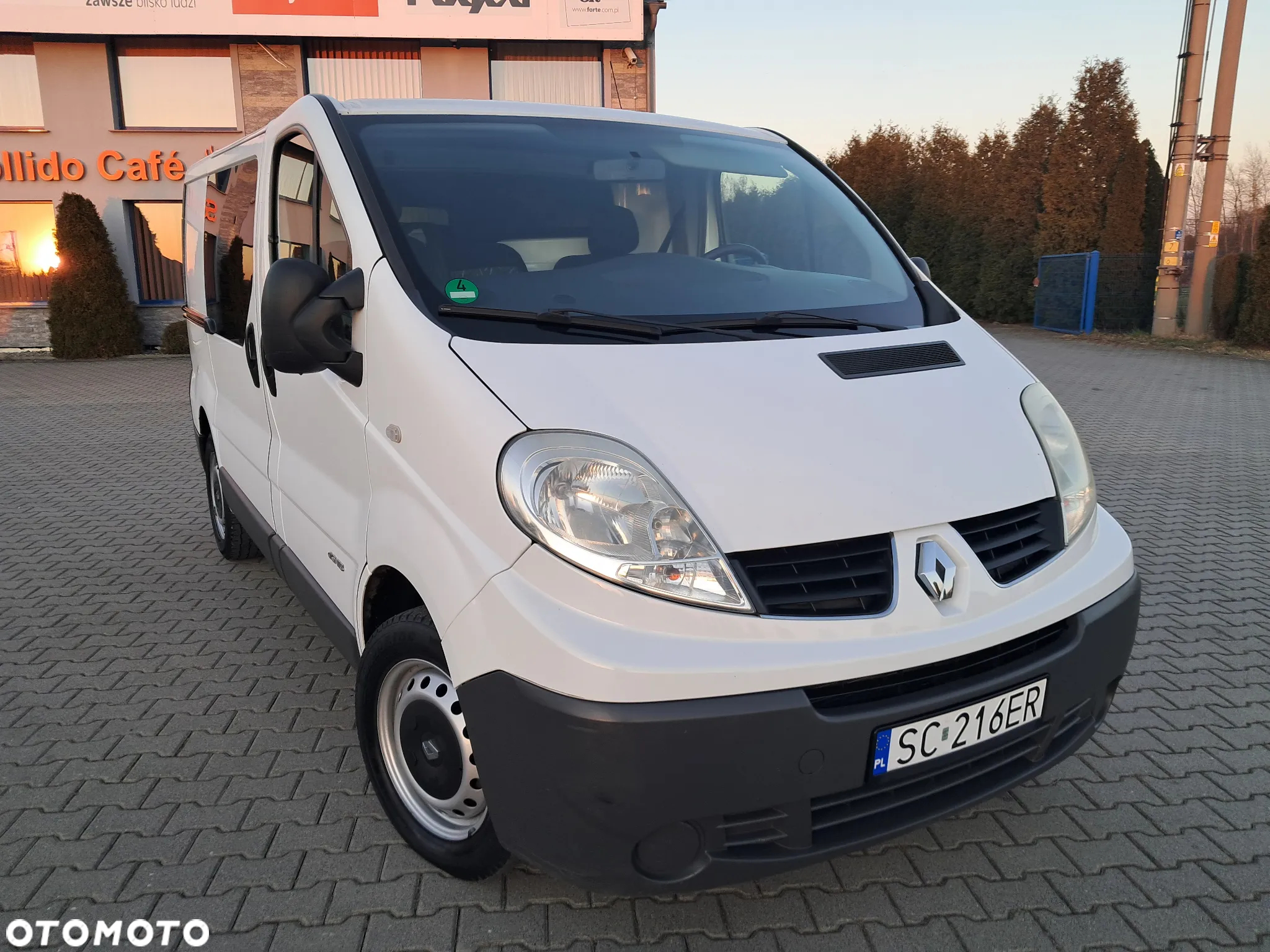 Renault TRAFIC - 3