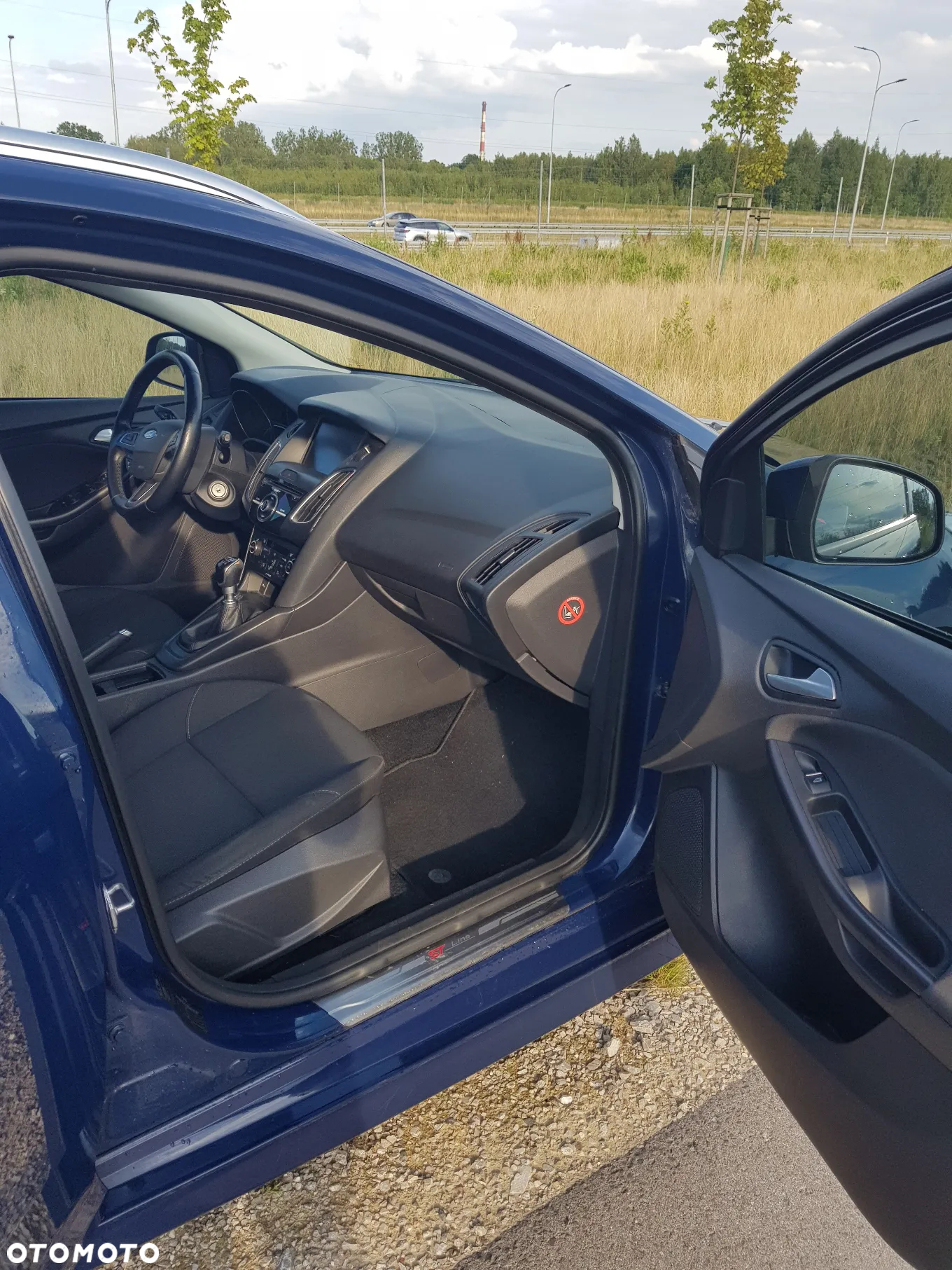 Ford Focus 1.5 TDCi SYNC Edition - 13