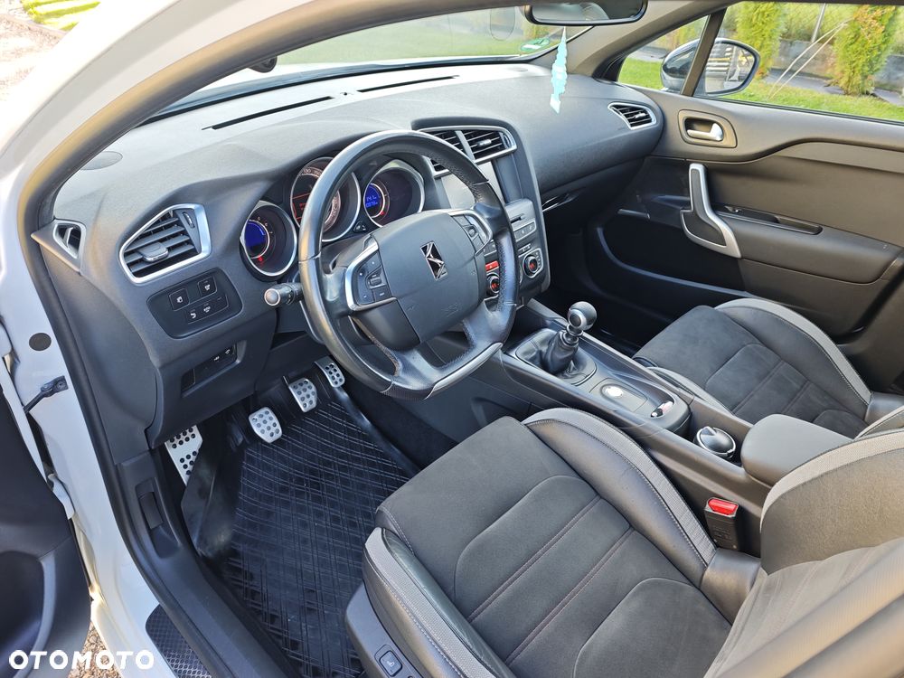 Citroën DS4 Crossback PureTech 130 S&S - 6