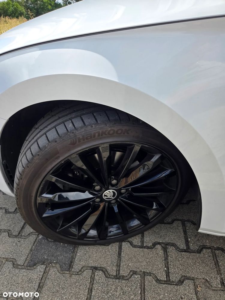 Skoda Superb 2.0 TDI Ambition DSG - 28