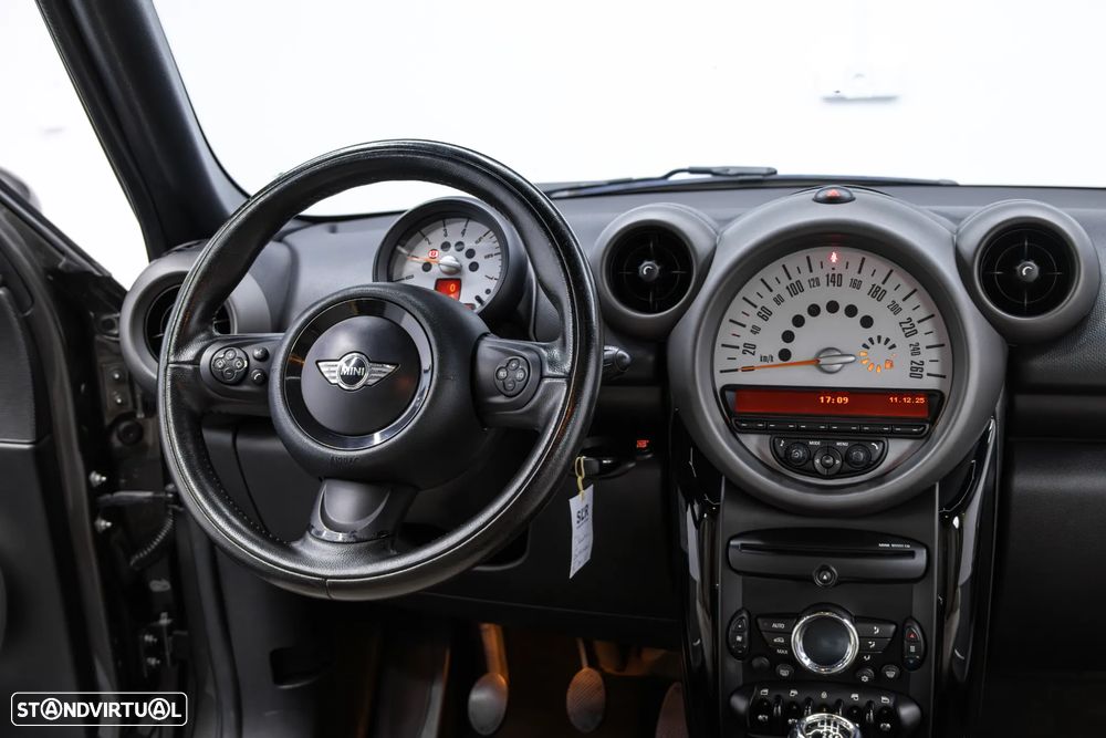 MINI Countryman Cooper D - 20