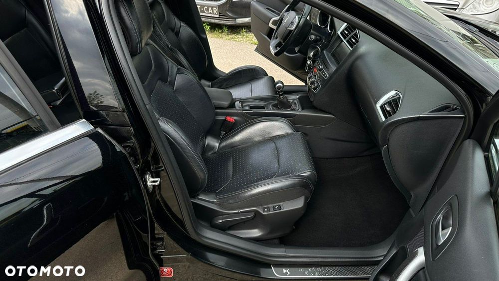 DS Automobiles DS 4 Crossback - 24