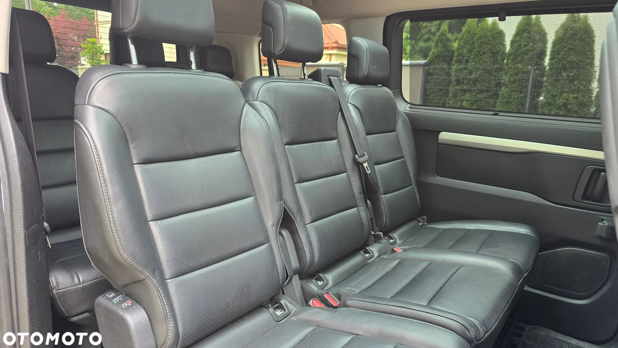 Peugeot Traveller - 37