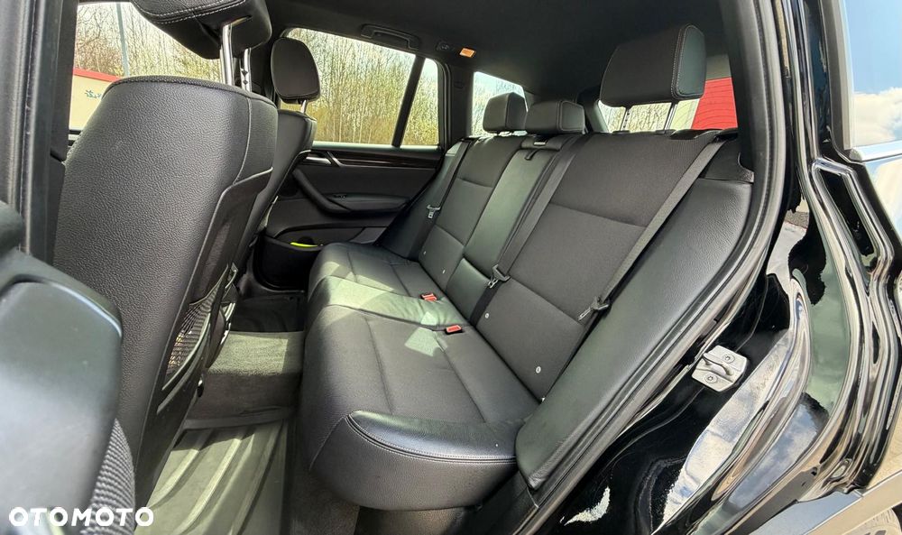 BMW X3 sDrive18d - 11