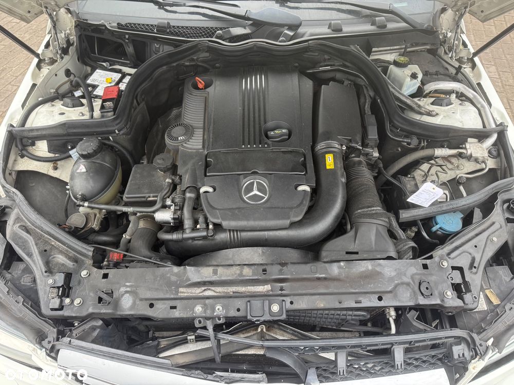Mercedes-Benz Klasa C 180 BlueEFFICIENCY - 9