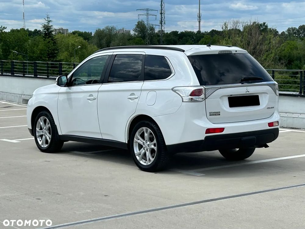 Mitsubishi Outlander 2.2 DI-D 4WD Instyle - 5