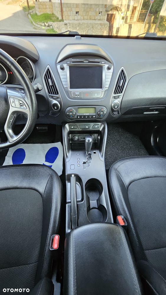 Hyundai ix35 2.0 Premium 2WD - 19