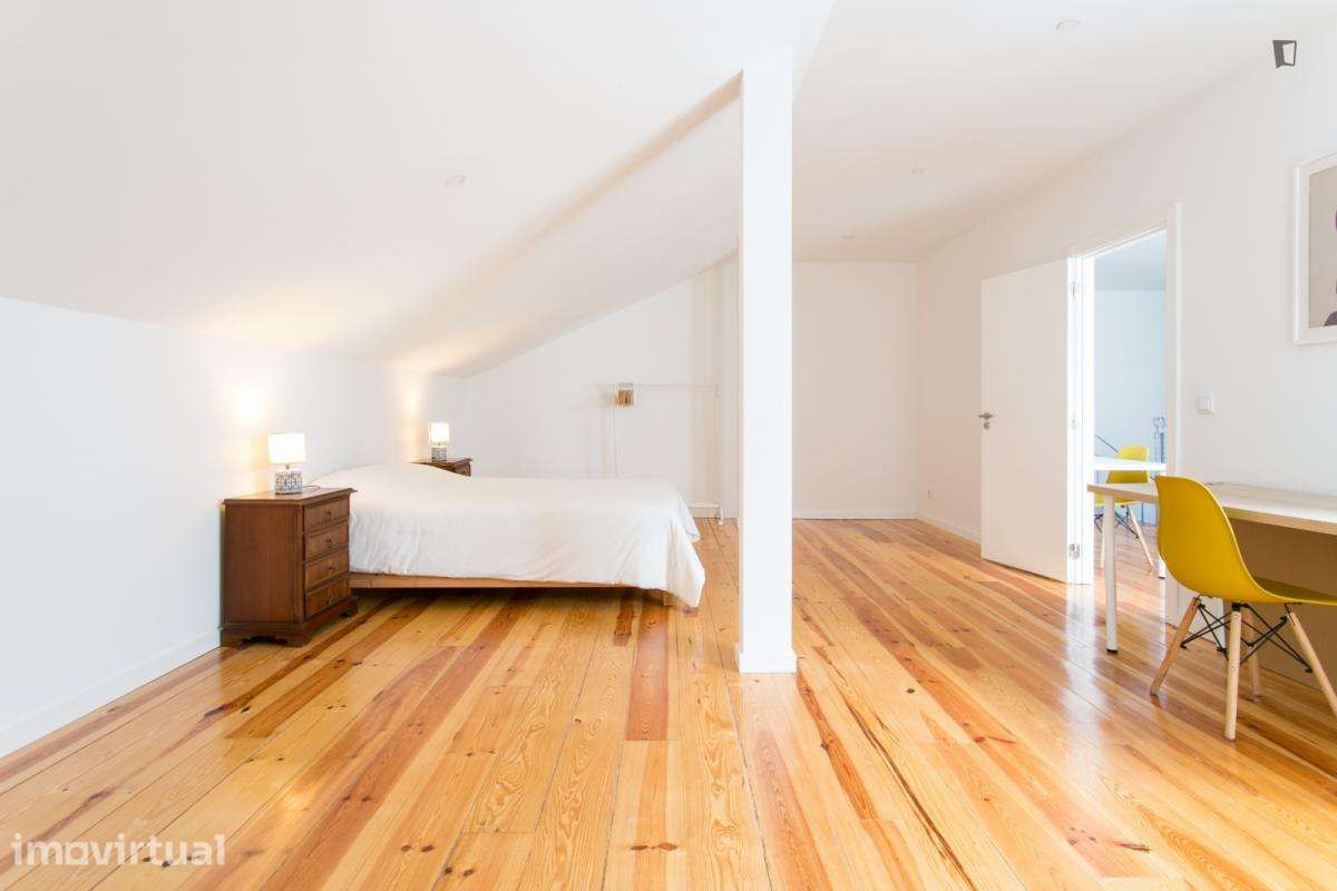 Apartamento com 7 quartos - localizado em Anjos Lisbon - Grande imagem: 4/50