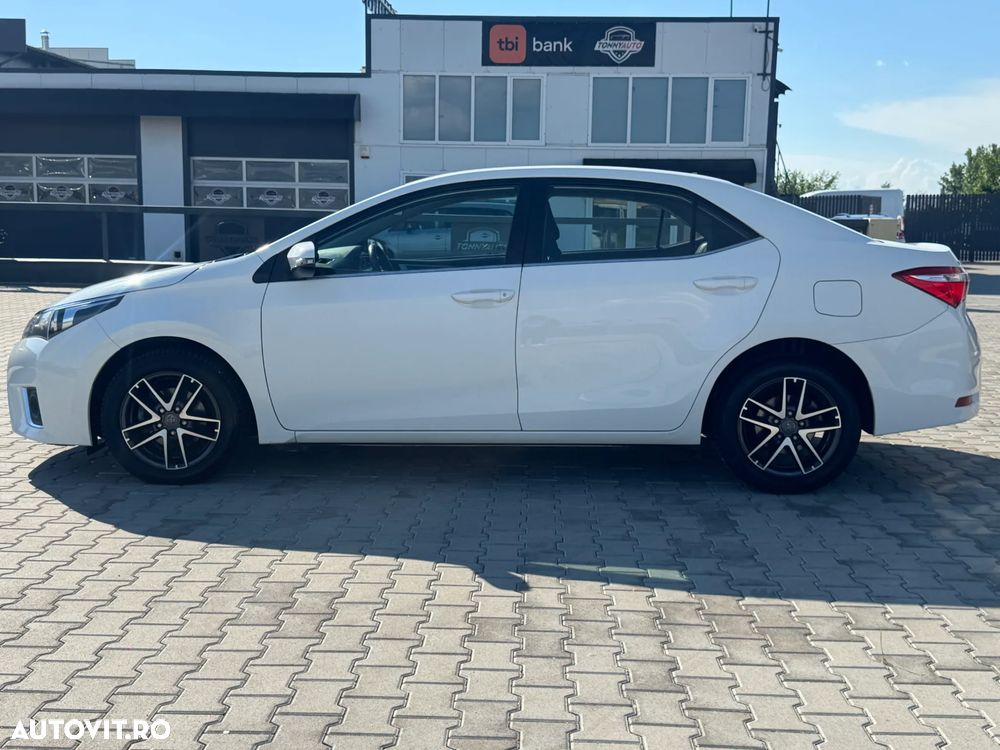 Toyota Corolla 1.6 Valvematic Life Plus - 4