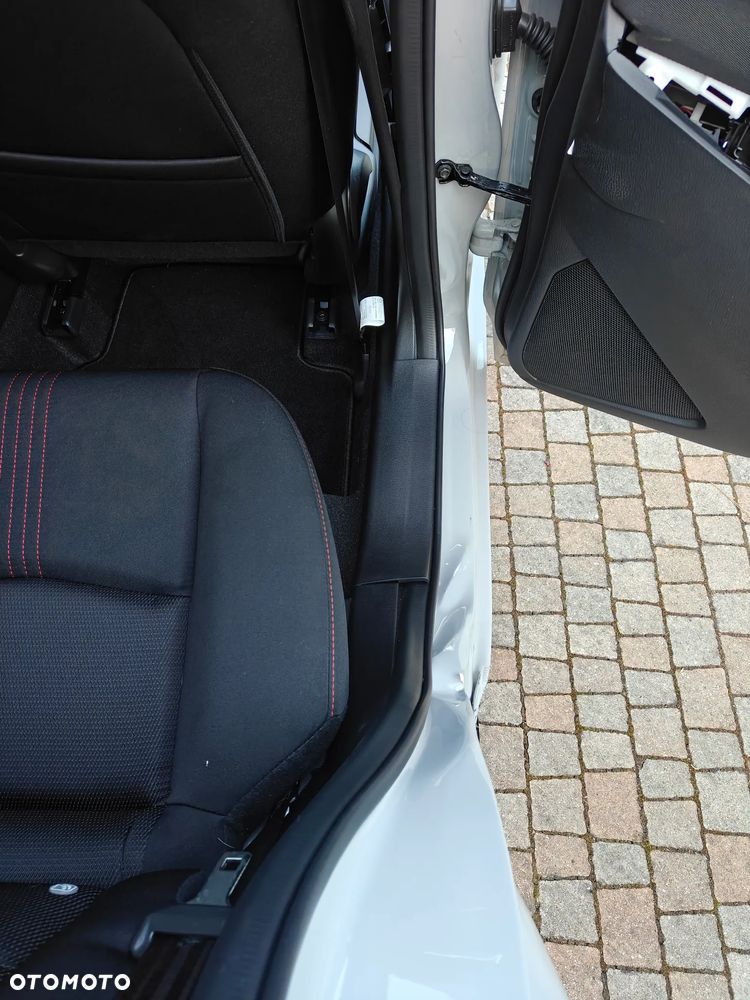 Mazda 2 SKYACTIV-G 90 Homura - 18