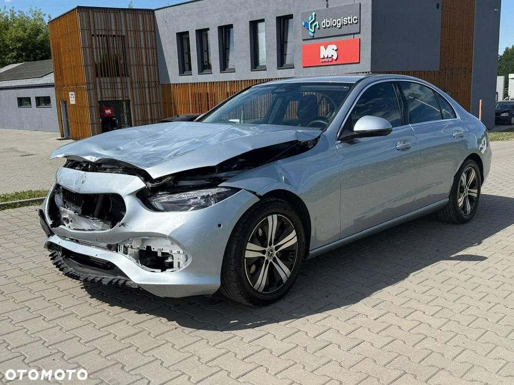 Mercedes-Benz Klasa C 200 mHEV 4-Matic Avantgarde - 7