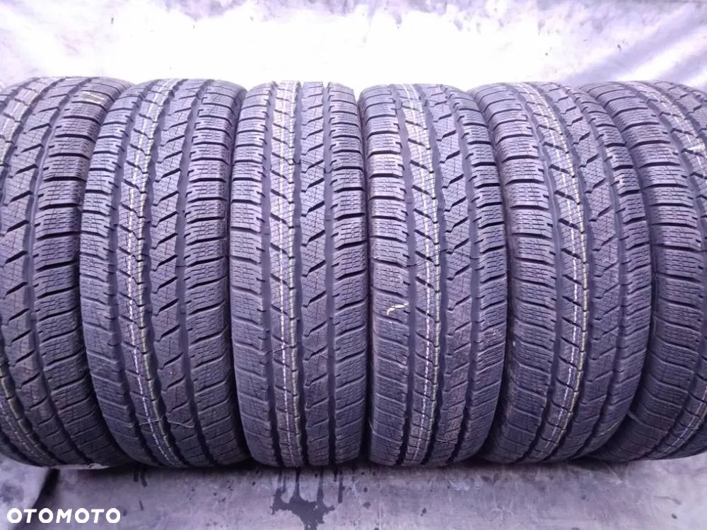 Continental VanContactWinter 205/75 R16C 110/108R 2025 - 1